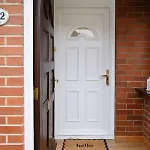 Ferienhaus 3br Near Centre, Free Parking & Wifi